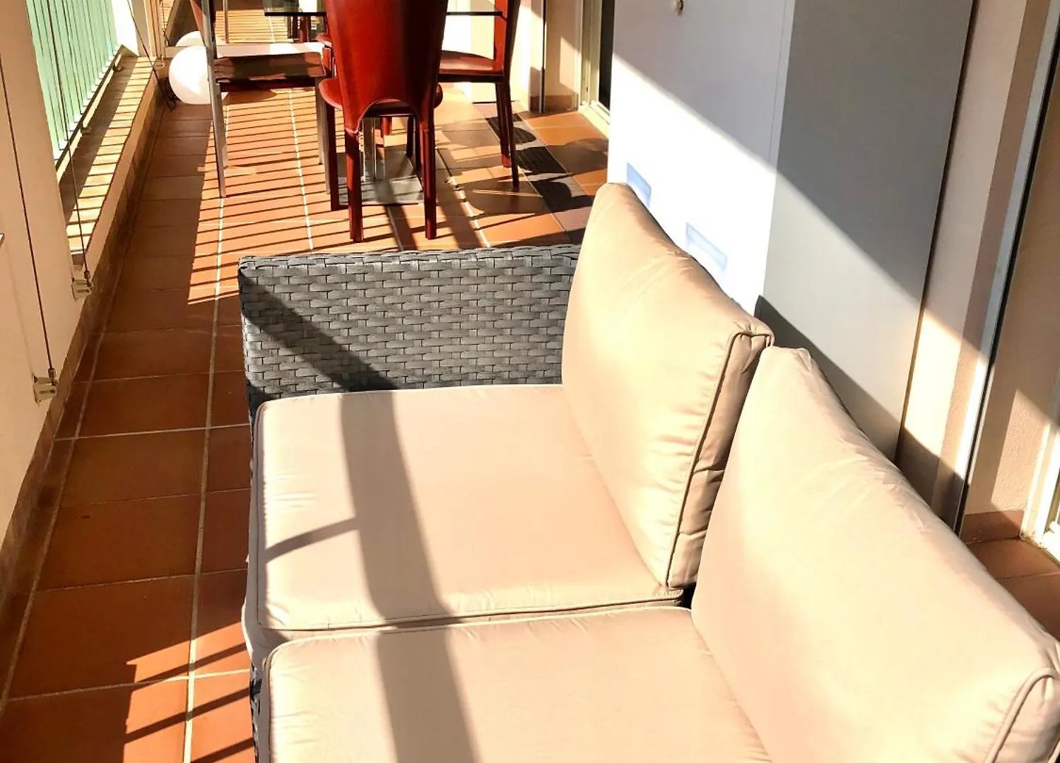 Monaco, Elegant & Quiet Renovated Apartment With Terrace & Pool, 15Min To F1 Grand Prix